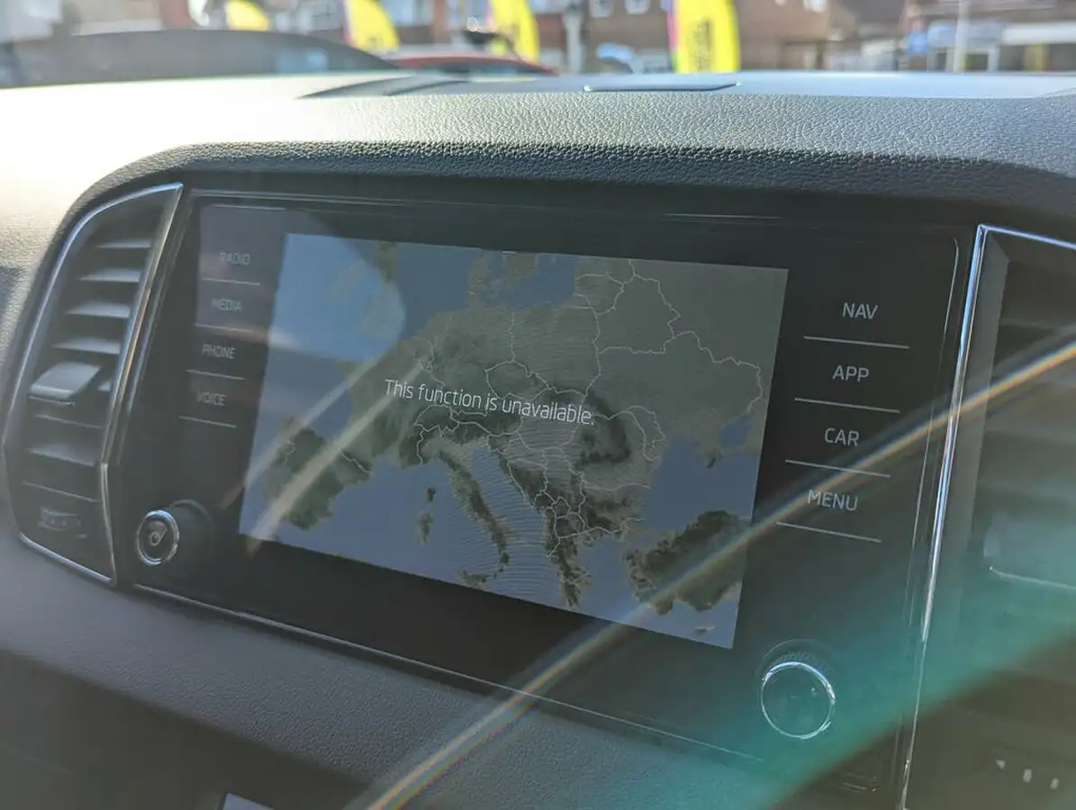 2022-skoda-karoq-15-tsi-se-l-big-24