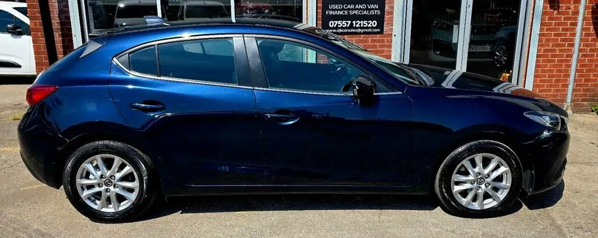 2014-mazda-mazda3-22td-se-hatchback-5d-big-6