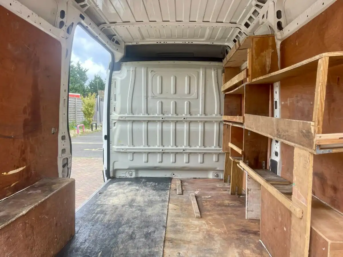 2018-citroen-relay-20bluehdi-35-l2h2-big-50