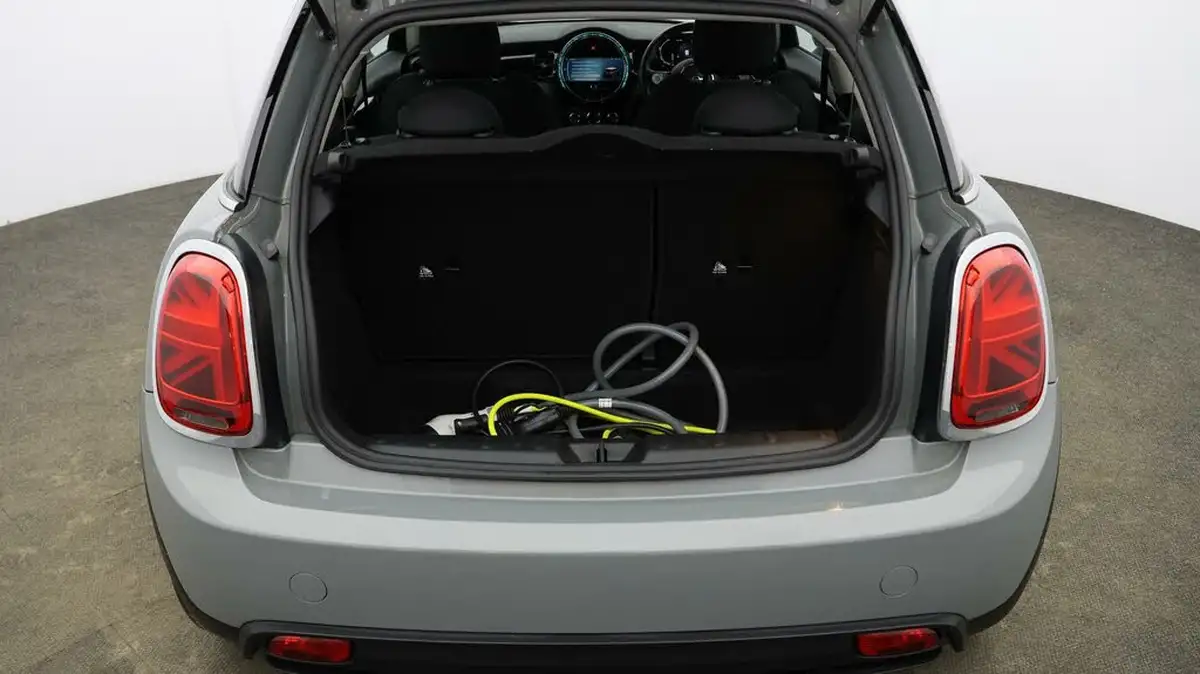 2021-mini-cooper-e-cooper-s-1-big-16