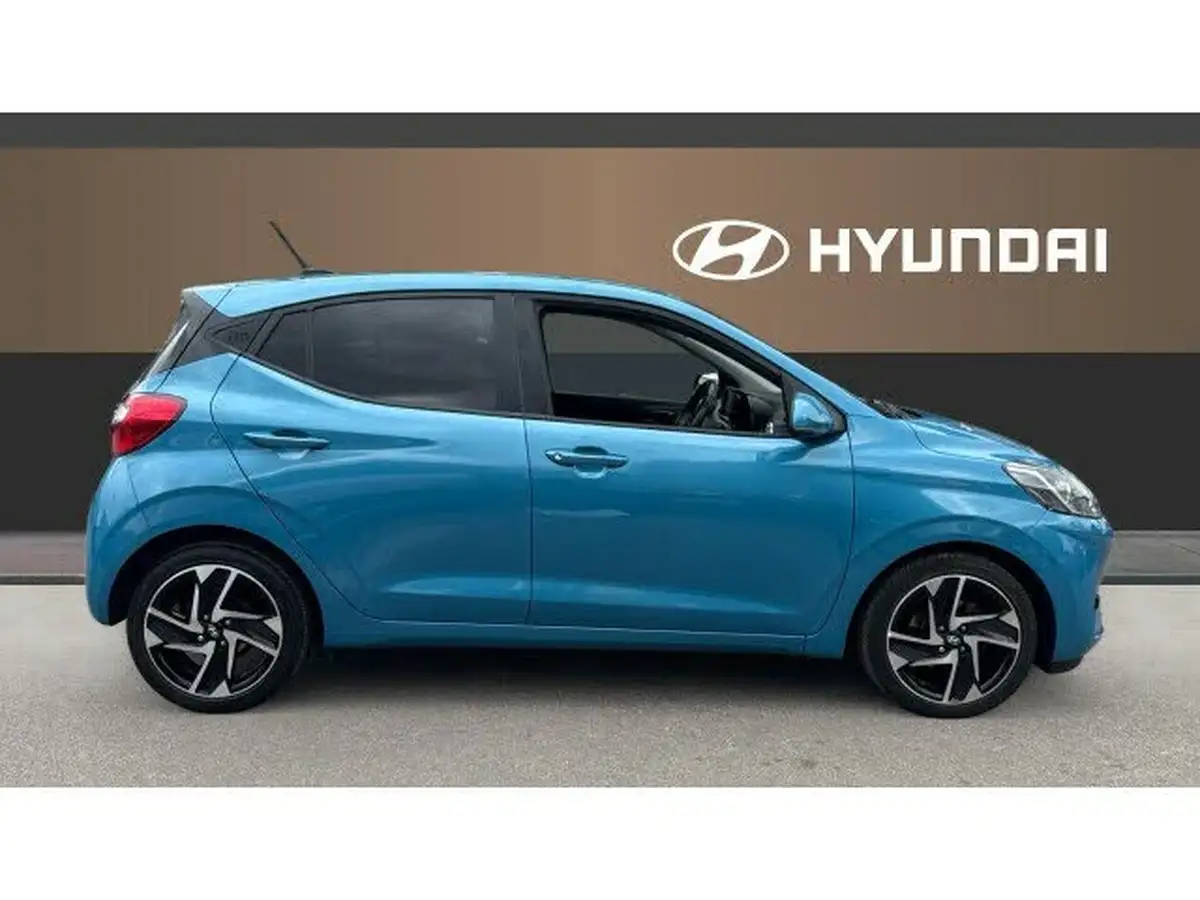 2021-hyundai-i10-10-premium-big-4