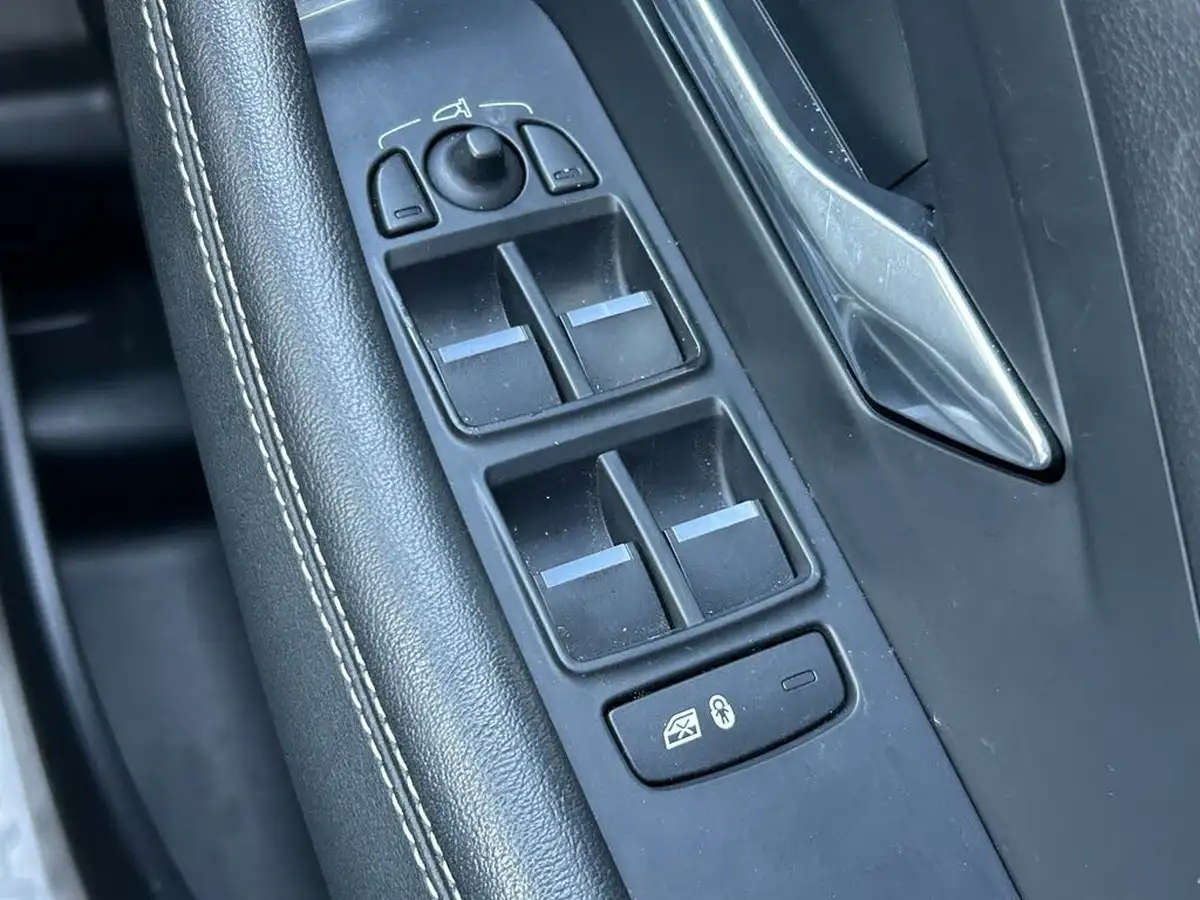 2019-jaguar-e-pace-20-i4-r-dynamic-s-200ps-big-27