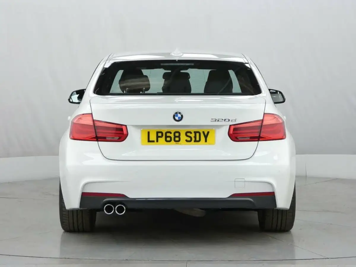 2018-bmw-3-series-20td-320d-m-sport-saloon-4d-auto-big-8
