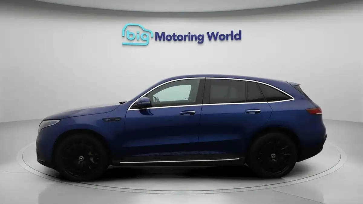 2021-mercedes-benz-eqc-e-eqc-400-amg-line-big-4