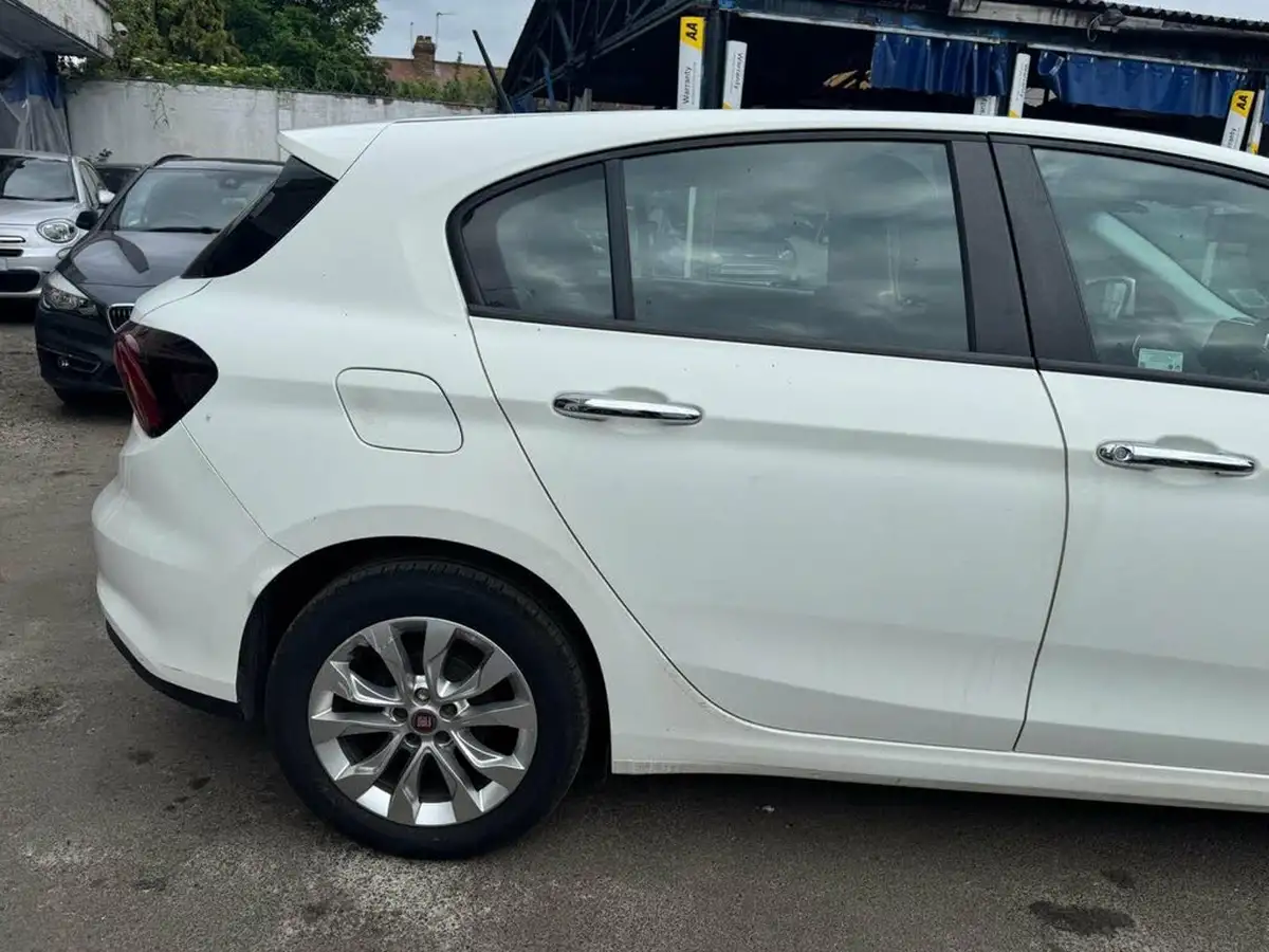 2018-fiat-tipo-14-easy-plus-hatchback-big-10