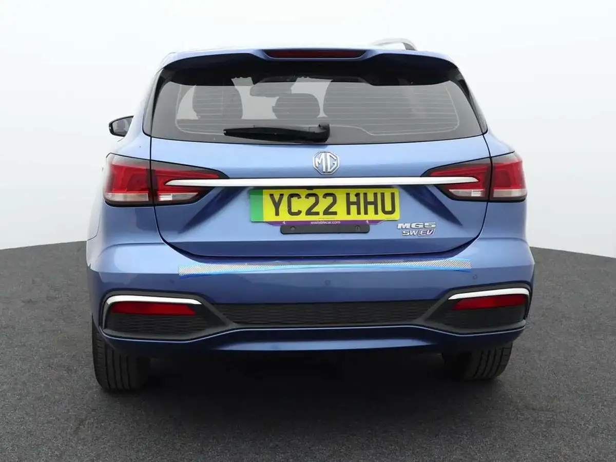 2022-mg-mg5-e-exclusive-ev-long-range-big-2