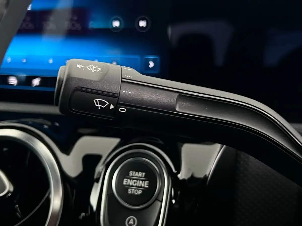 2021-mercedes-benz-cla-13-cla-200-amg-line-coupe-4d-big-16