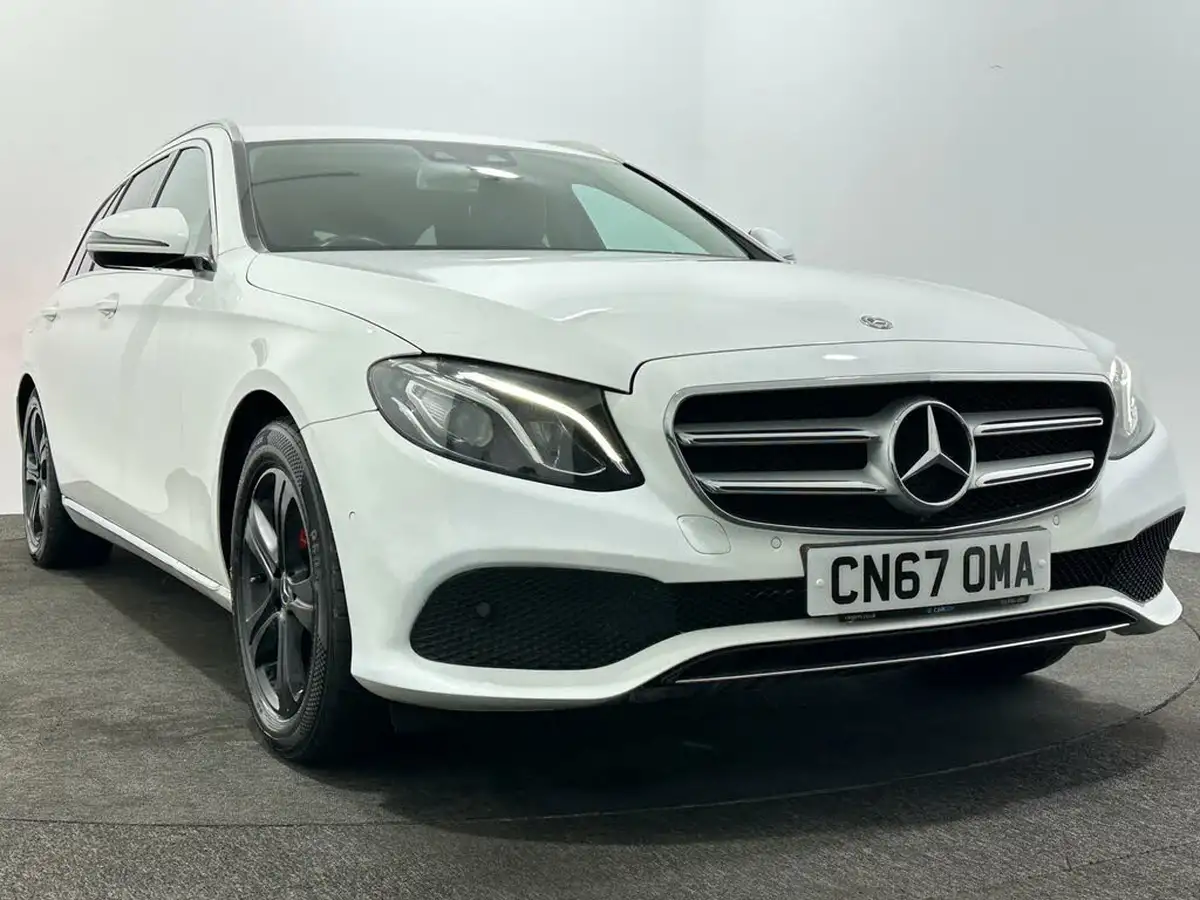 2017-mercedes-benz-e-class-20d-e220d-se-ss-estate-5d-big-52