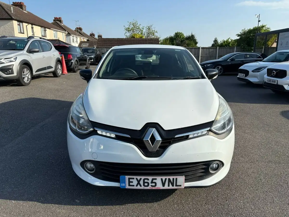 2015-renault-clio-12-dynamique-nav-big-5