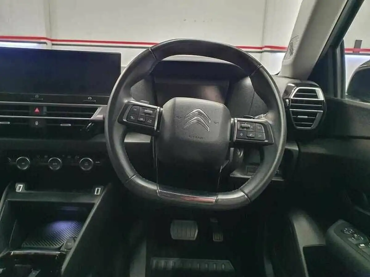 2021-citroen-c4-12-puretech-sense-plus-eat8-big-9