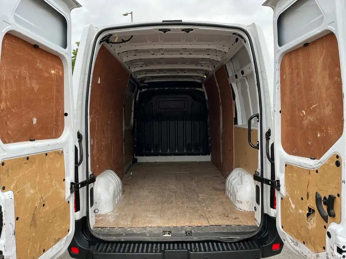 2022-nissan-interstar-23dci-f35-l3h2-tekna-135pseu6d-panel-van-big-9