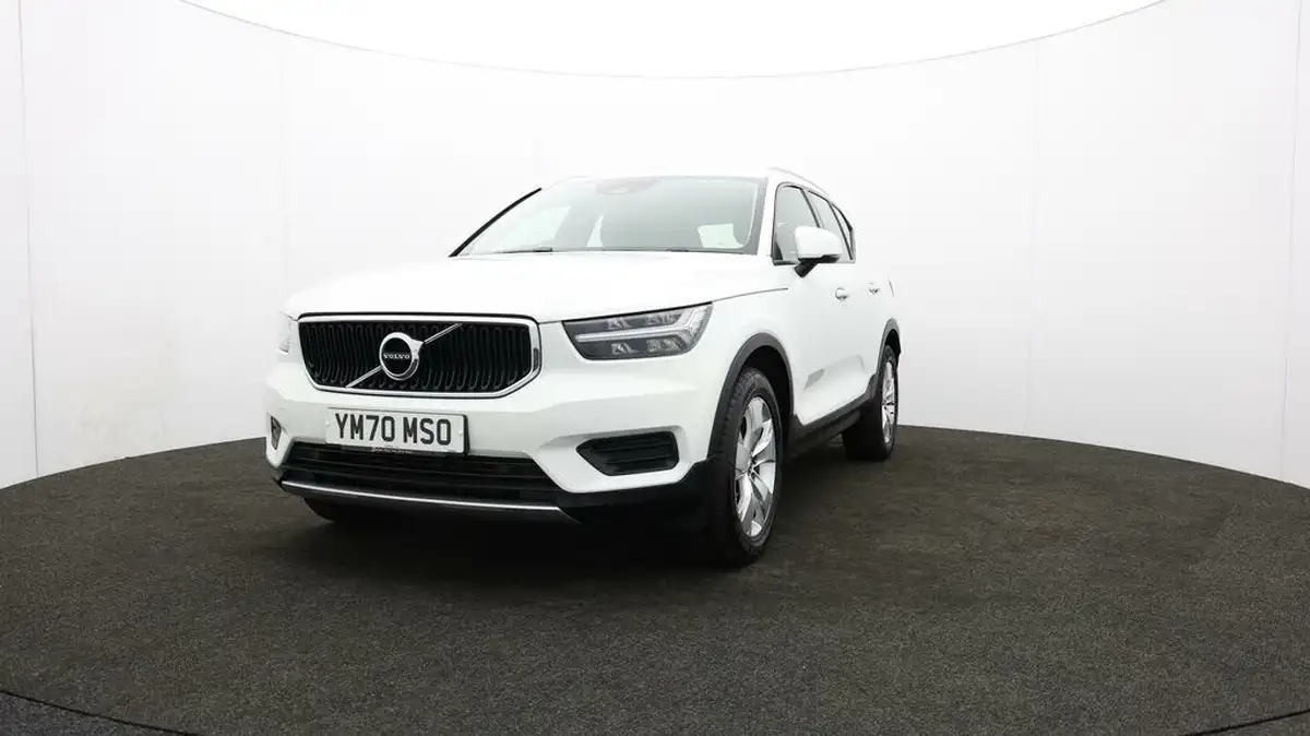 2020-volvo-xc40-20td-d3-momentum-geartronic-big-56