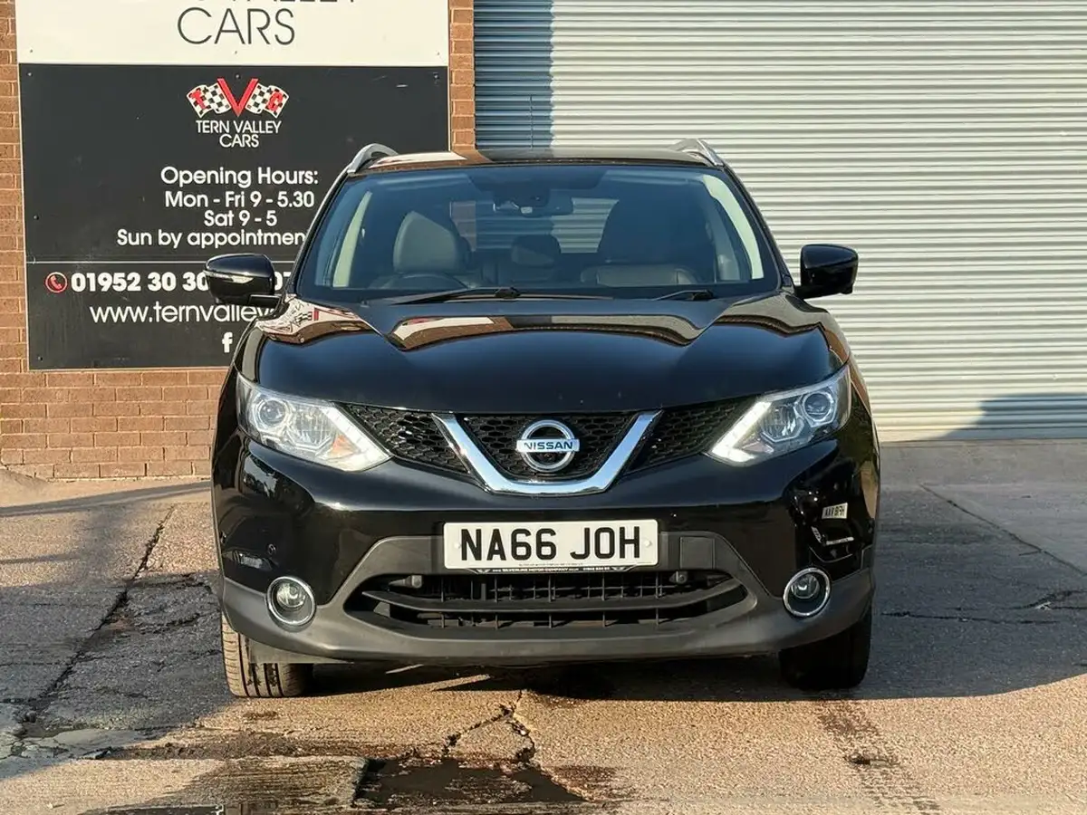 2016-nissan-qashqai-16dci-tekna-4x4-big-1