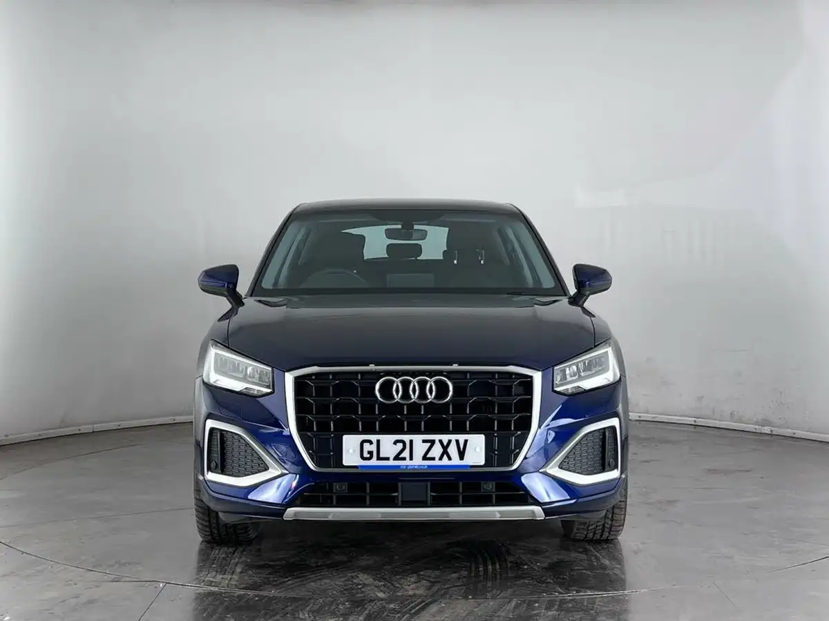 2021-audi-q2-10-30-tfsi-sport-big-6