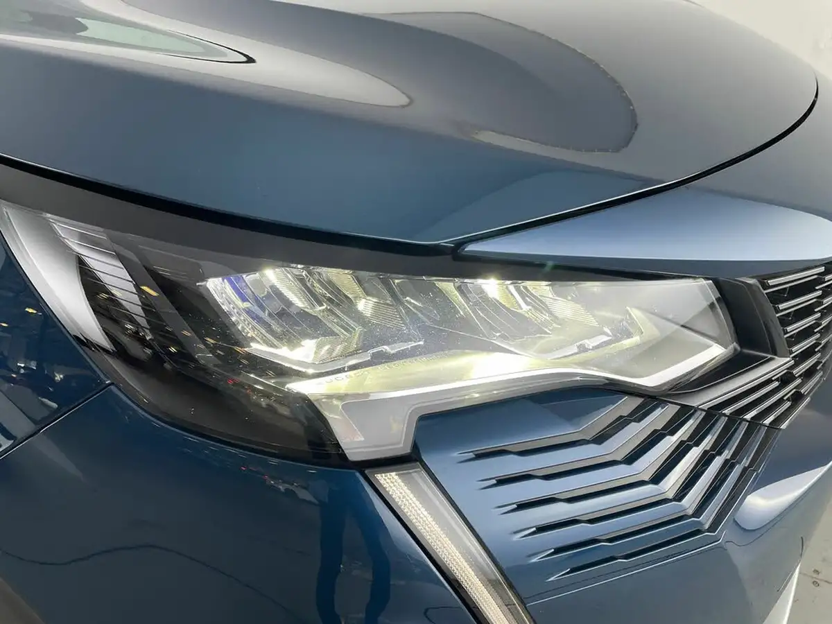 2021-peugeot-3008-suv-big-4
