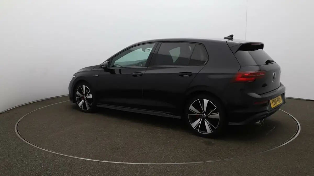 2021-volkswagen-golf-20tdi-gtd-big-28