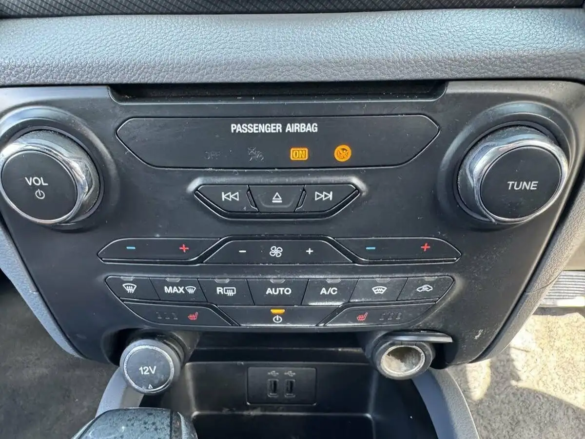 2019-ford-ranger-32td-wildtrak-32-duratorq-200pseu6dt-pickup-auto-big-60