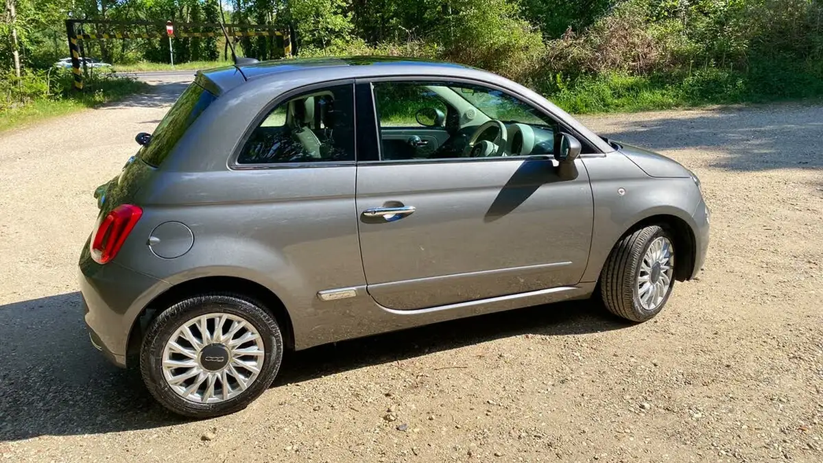 2017-fiat-500-12-lounge-big-13
