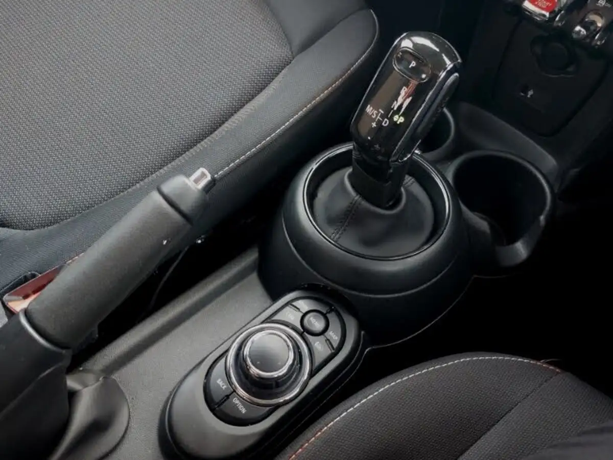 2022-mini-cooper-15-cooper-classic-hatchback-5d-auto-big-16