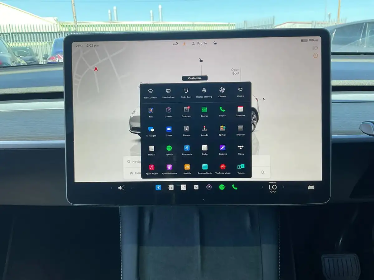 2023-tesla-model-y-e-long-range-big-27
