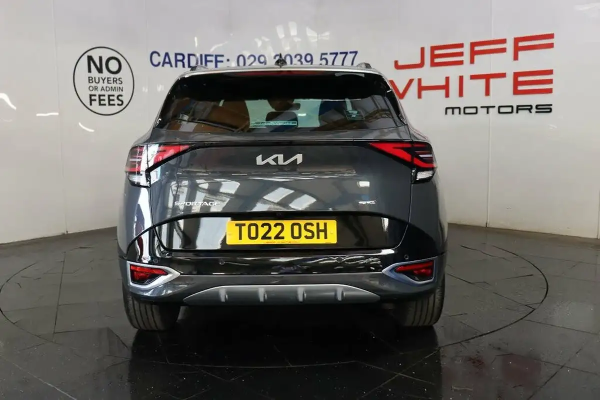 2022-kia-sportage-16-t-gdi-gt-line-226bhp-hev-1598cc-auto-big-3