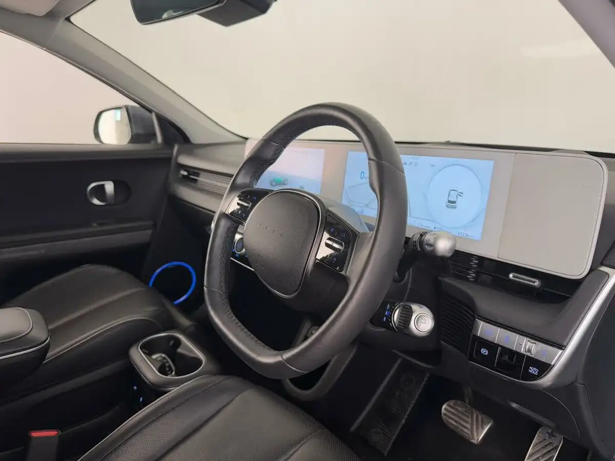 2021-hyundai-ioniq-5-e-ultimate-217ps-73kwh-rwd-big-24