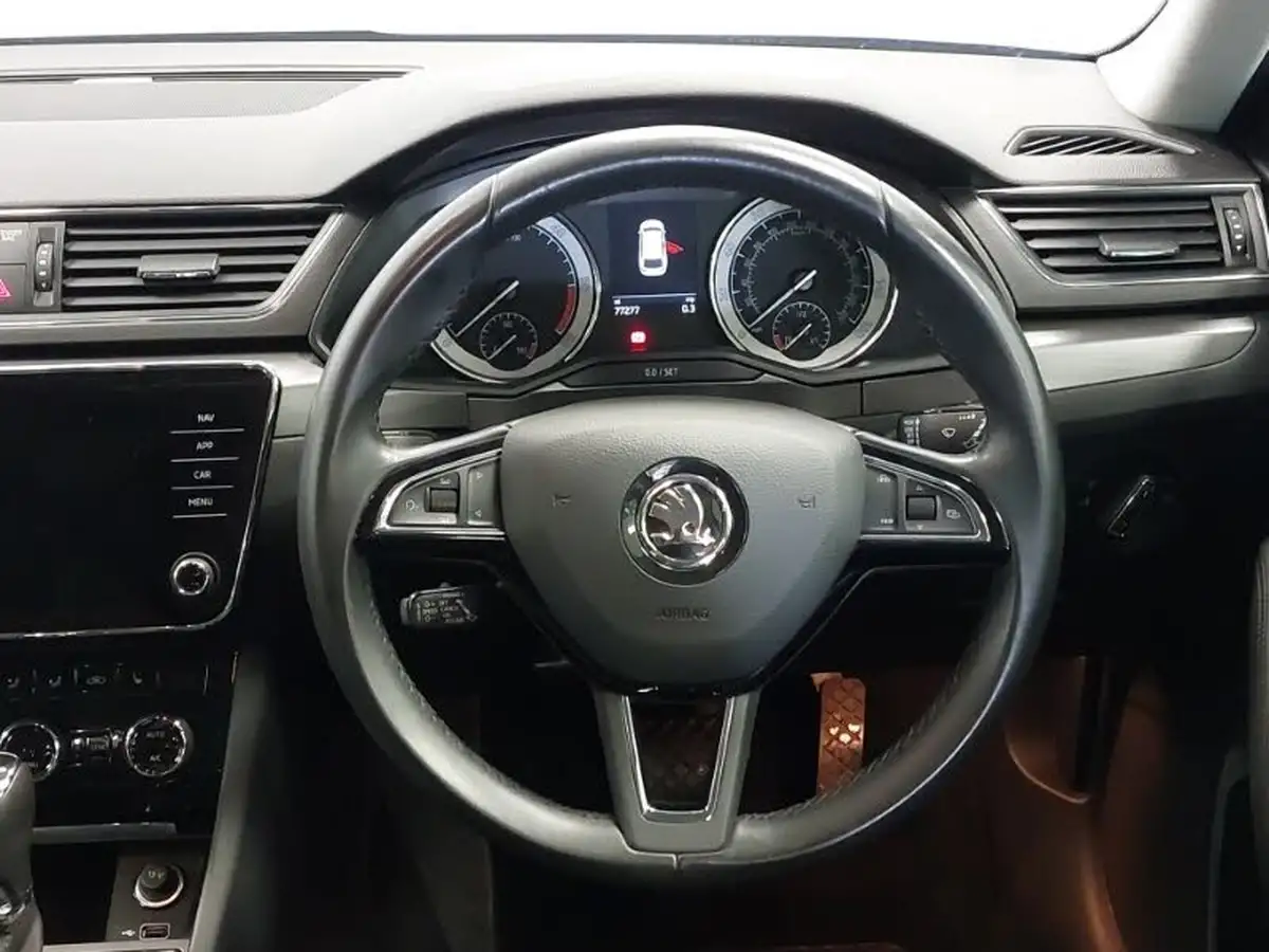 2020-skoda-superb-20tdi-se-l-150ps-estate-dsg-big-6