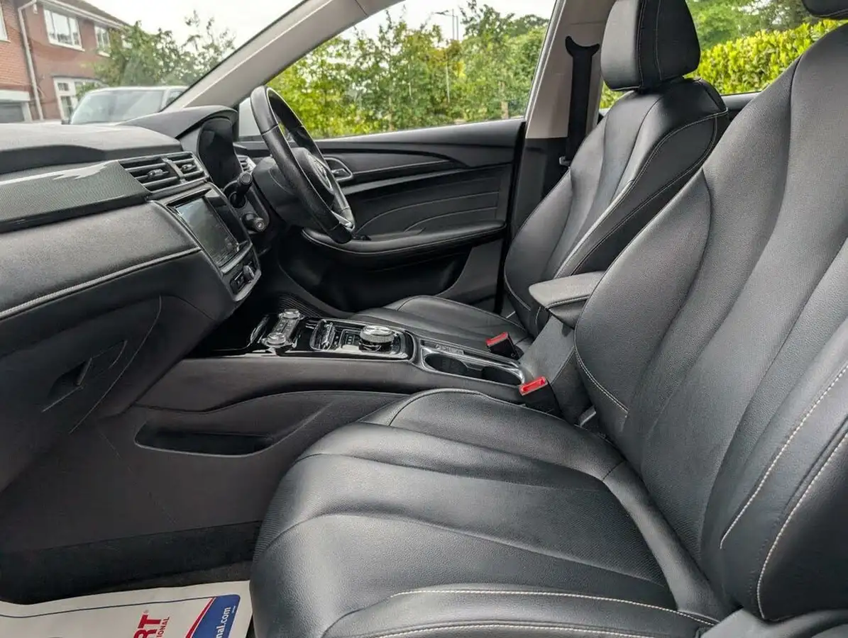 2021-mg-mg5-e-exclusive-ev-big-39