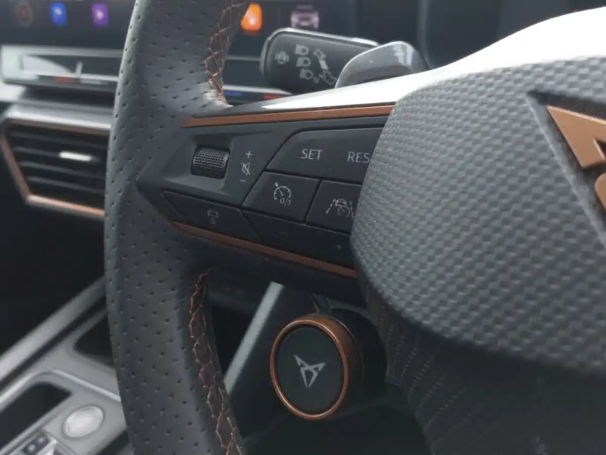 2021-cupra-formentor-14-e-hybrid-vz2-big-11