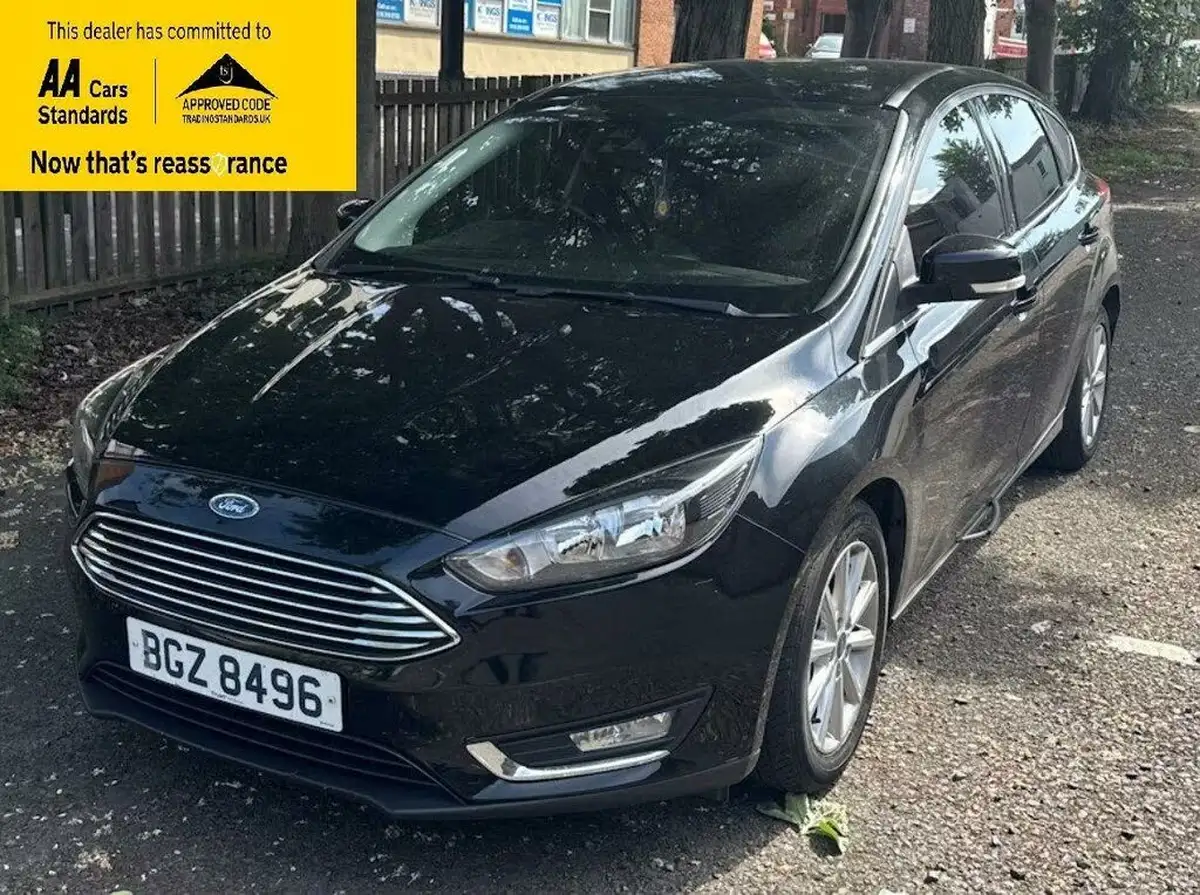 2016-ford-focus-10t-titanium-125ps-hatchback-auto-big-1