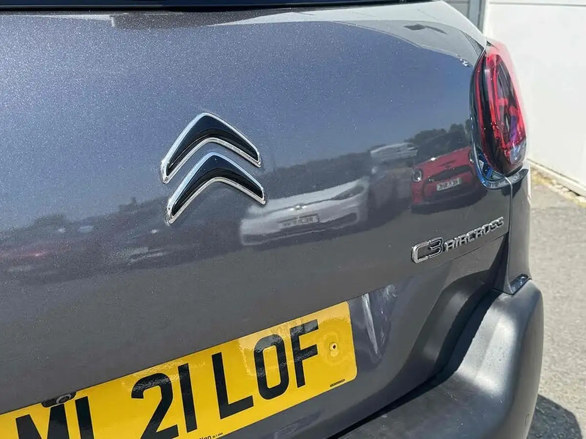 2021-citroen-c3-aircross-12-puretech-shine-plus-110ps-big-11