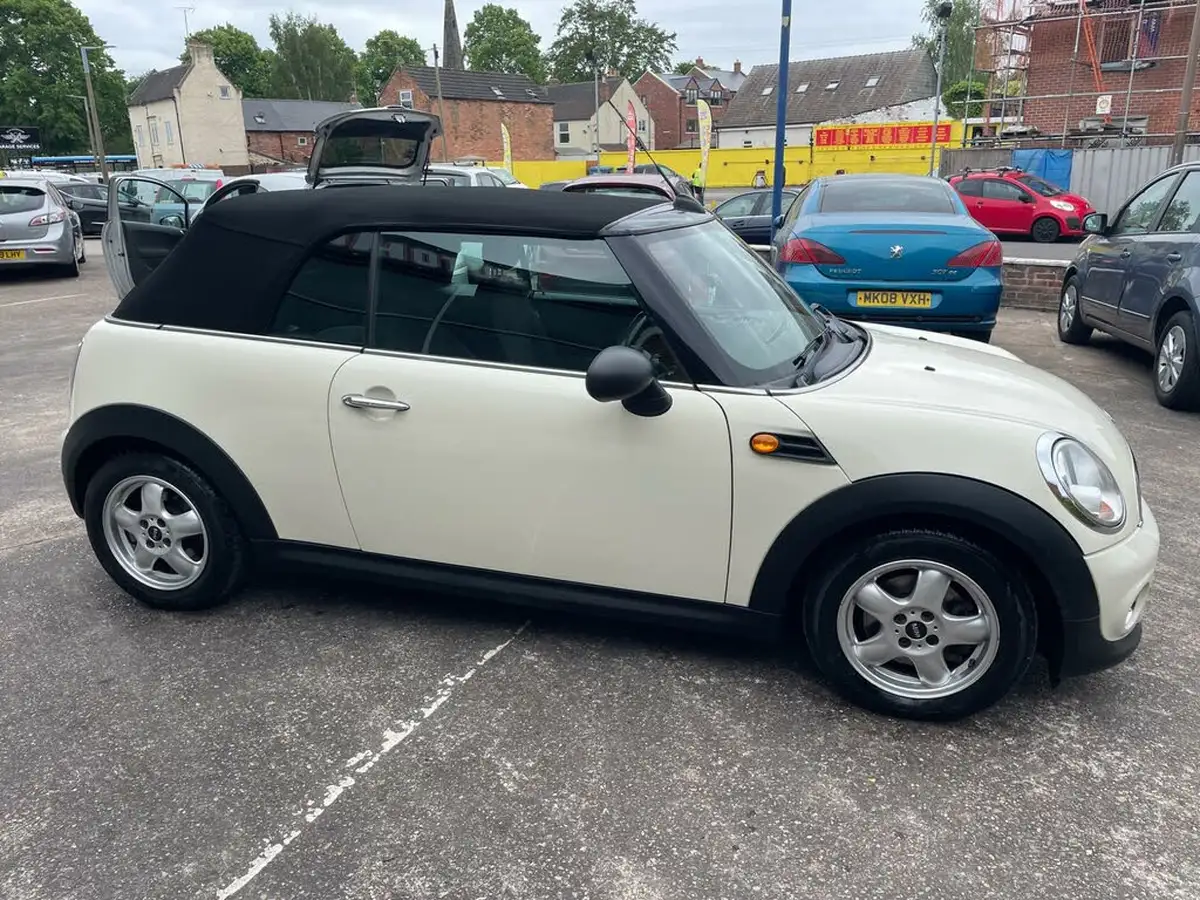 2010-mini-cooper-16-one-98bhp-convertible-2d-big-4