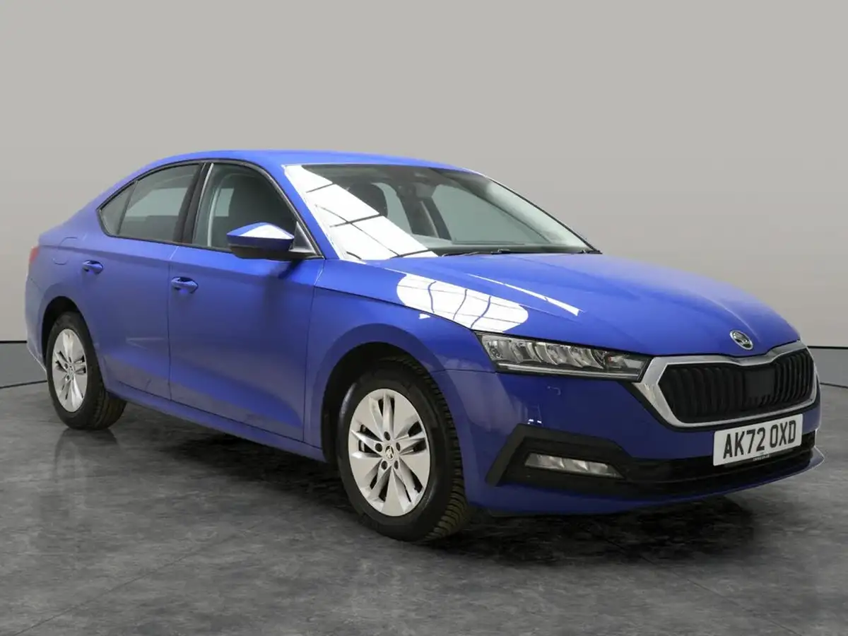 2022-skoda-octavia-10-tsi-se-110ps-hatchback-big-8