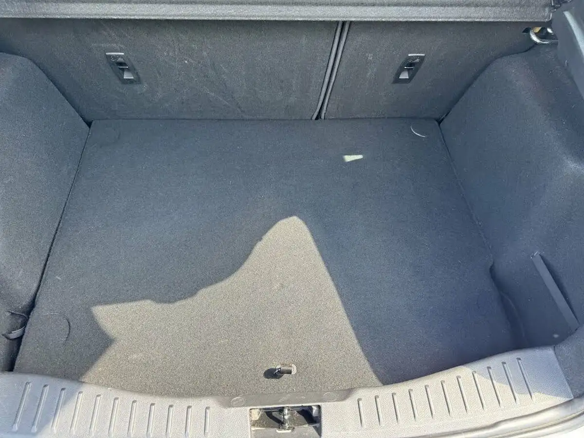 2015-ford-focus-10-titanium-t-125ps-hatchback-big-21