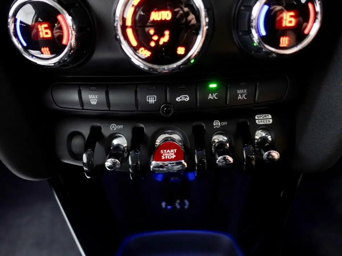 2018-mini-cooper-20-cooper-s-ss-hatchback-3d-big-21
