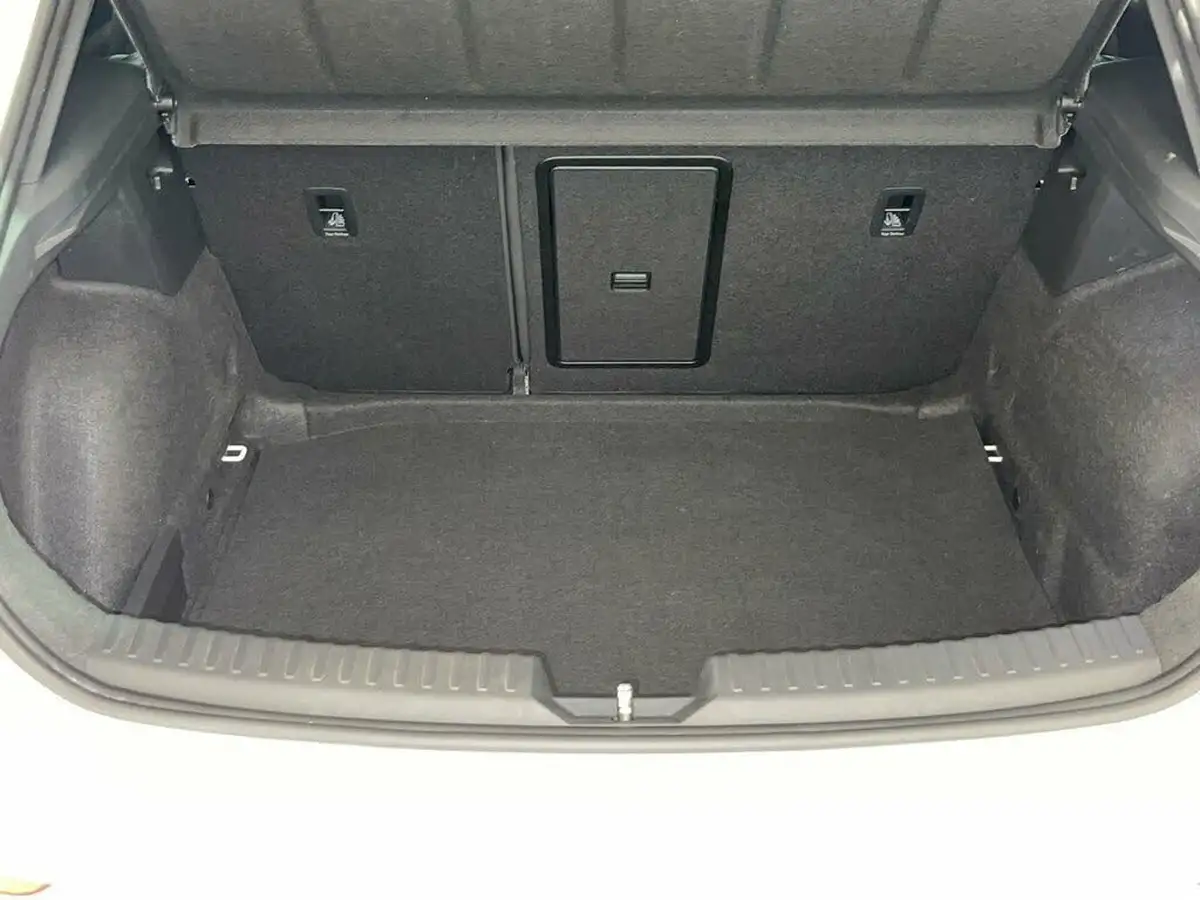 2022-cupra-leon-nf-20-tsi-vz2-245ps-hatchback-big-10