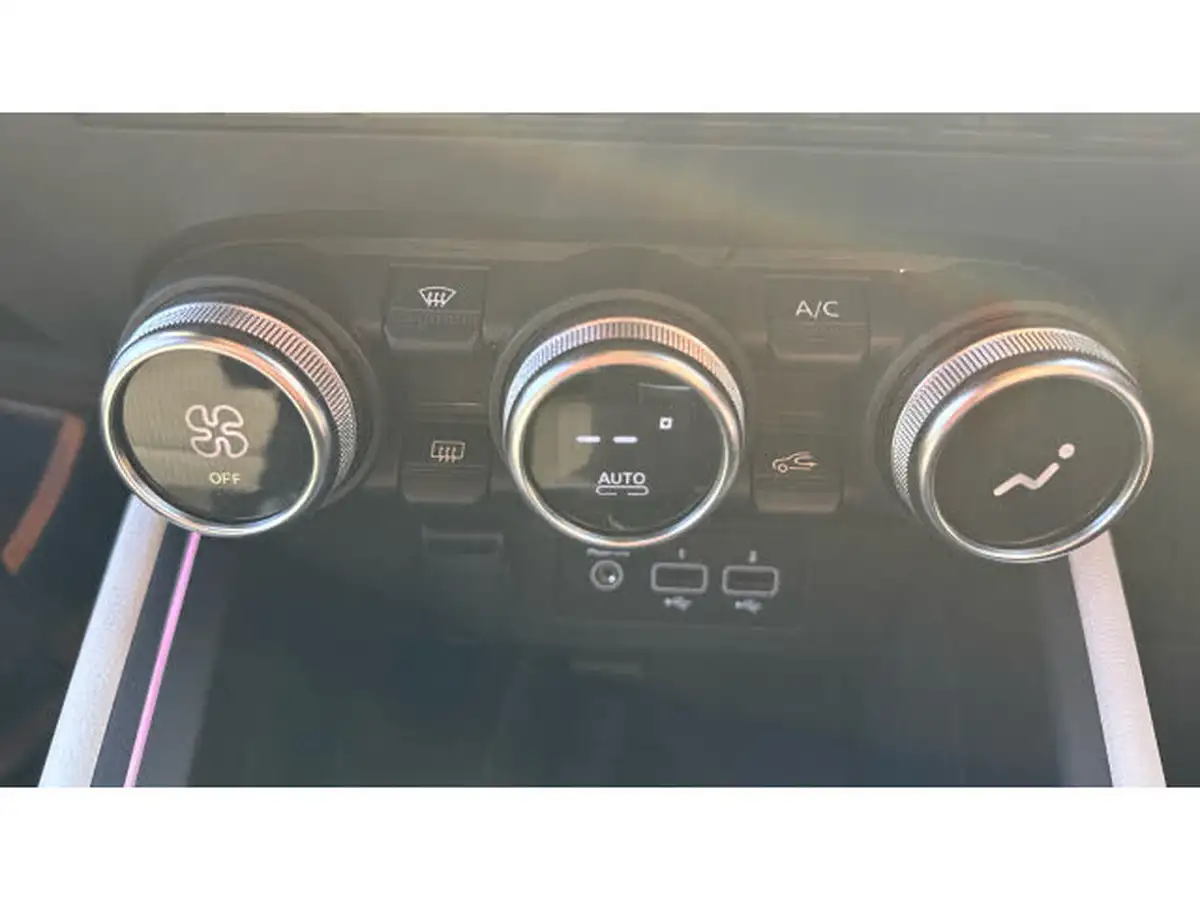 2023-renault-clio-16-techno-big-35