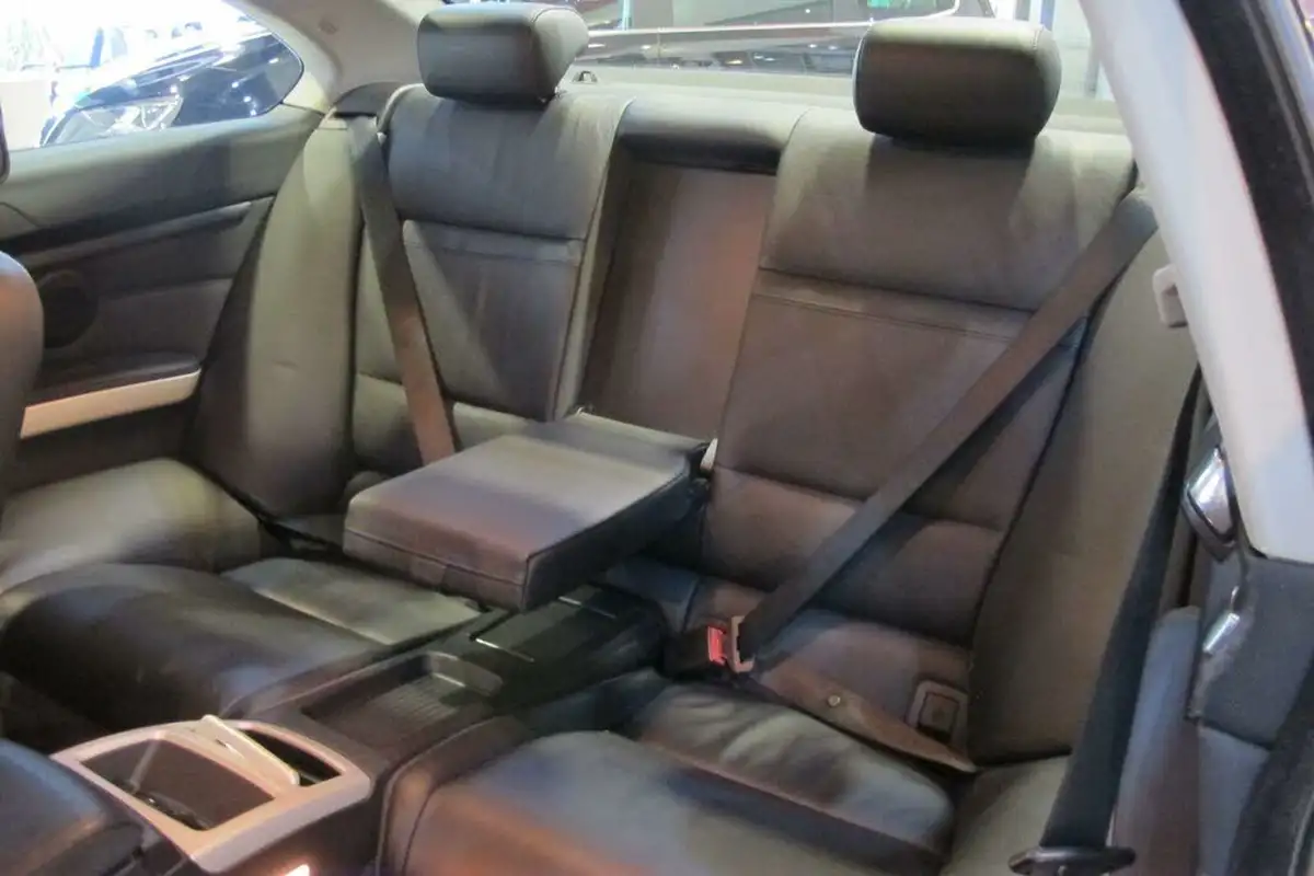 2011-bmw-3-series-20-320i-se-coupe-2d-1995cc-big-40