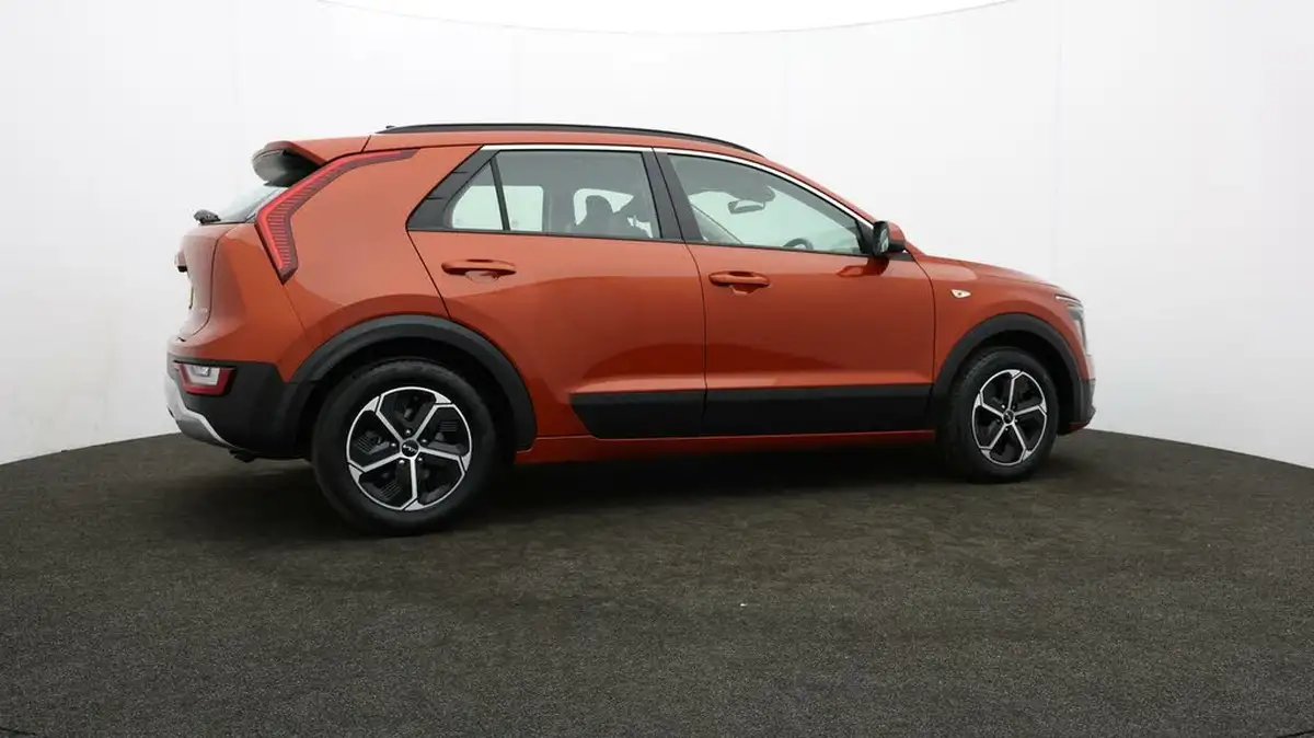 2023-kia-niro-16-gdi-139bhp-hev-132kwh-big-35