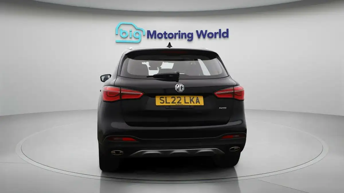2022-mg-hs-15t-gdi-exclusive-162ps-dct-big-6