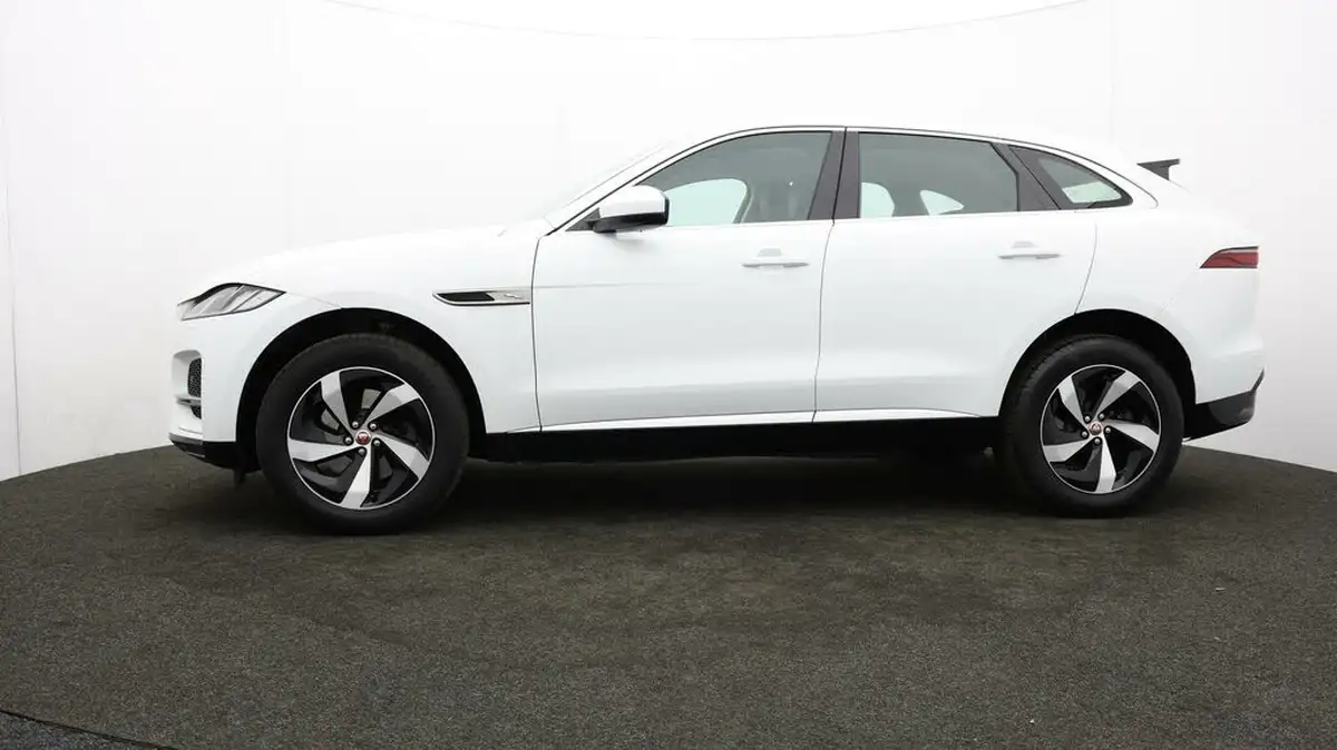2022-jaguar-f-pace-20-d200-s-big-61