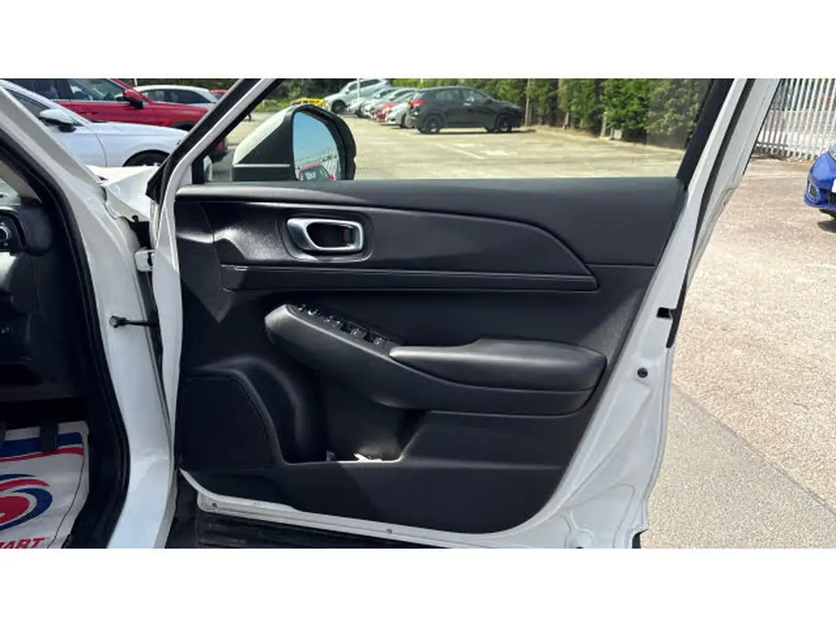 2022-honda-hr-v-15-i-mmd-elegance-big-17
