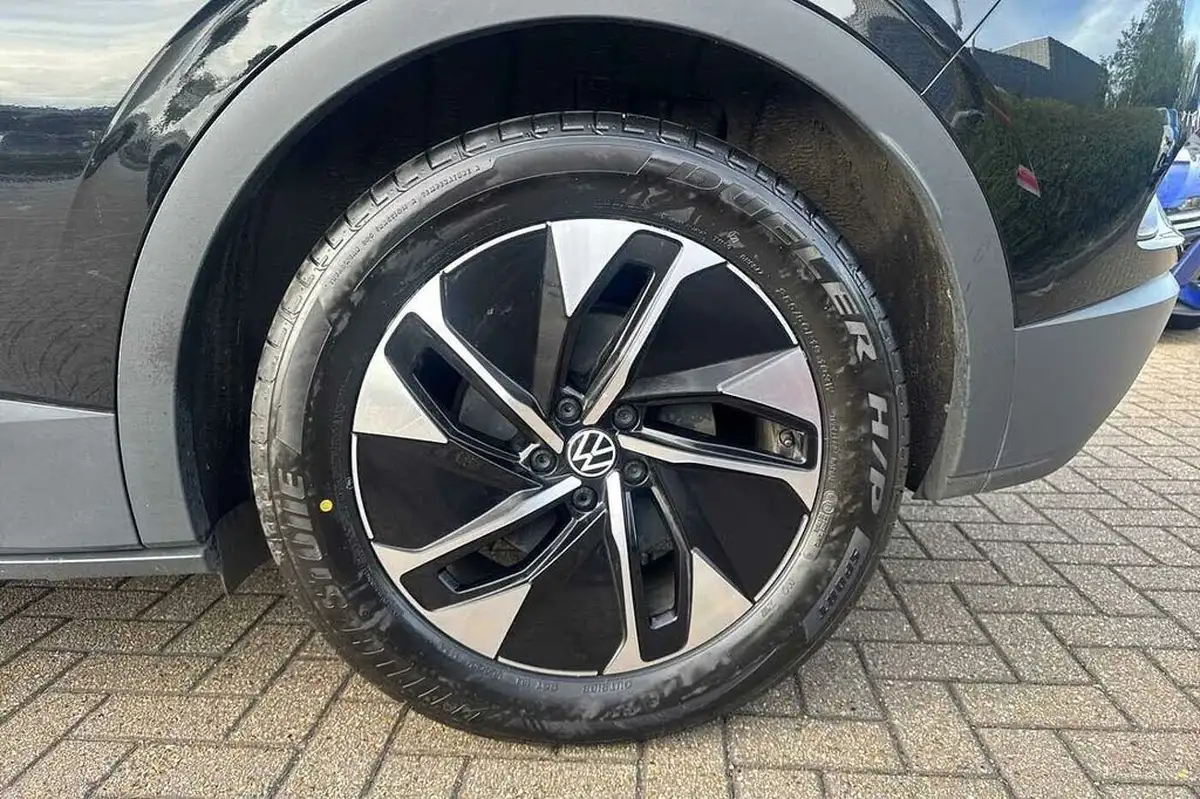 2022-volkswagen-id4-e-family-204ps-performance-big-4