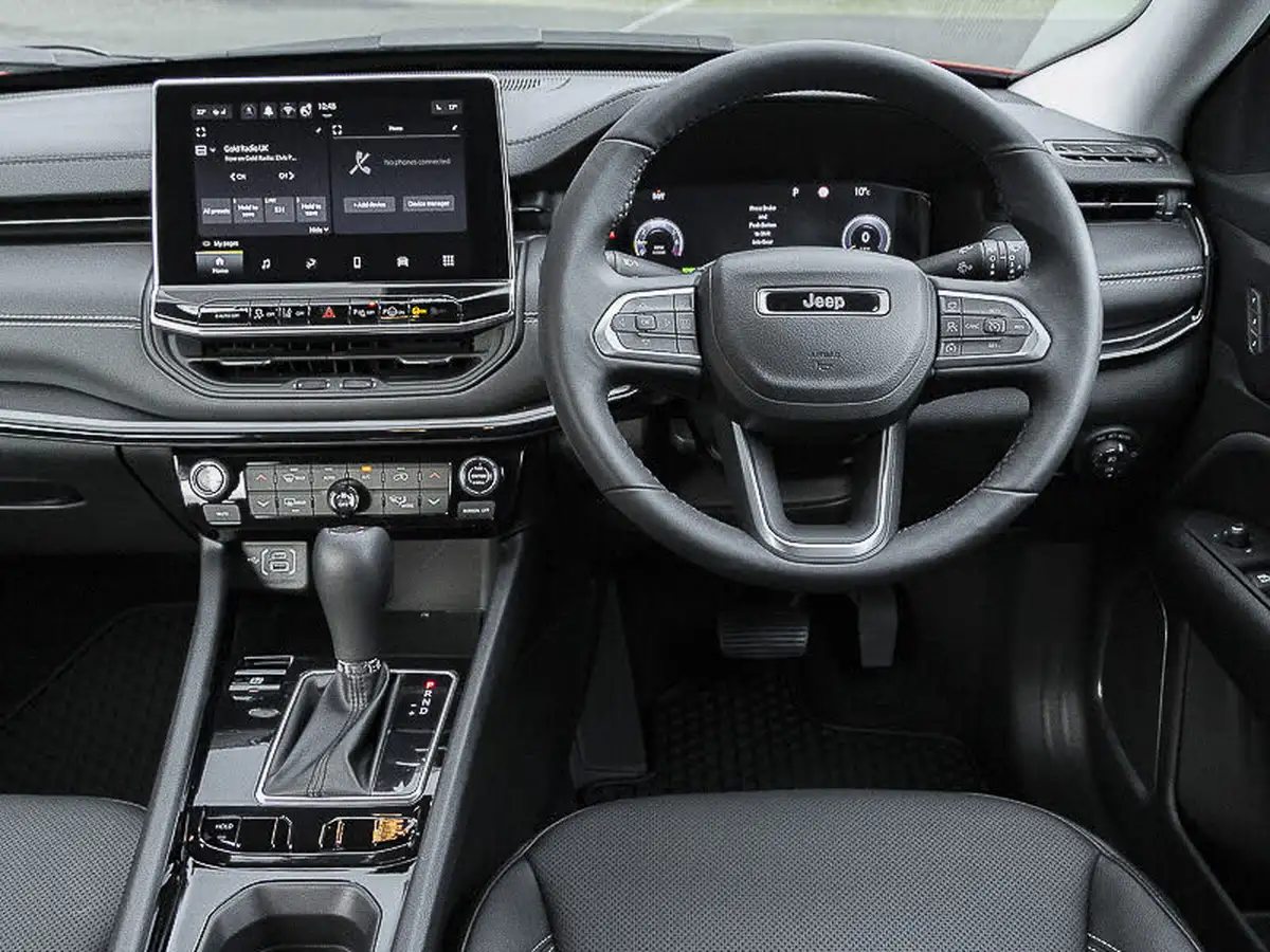 2024-jeep-compass-15-altitude-big-7