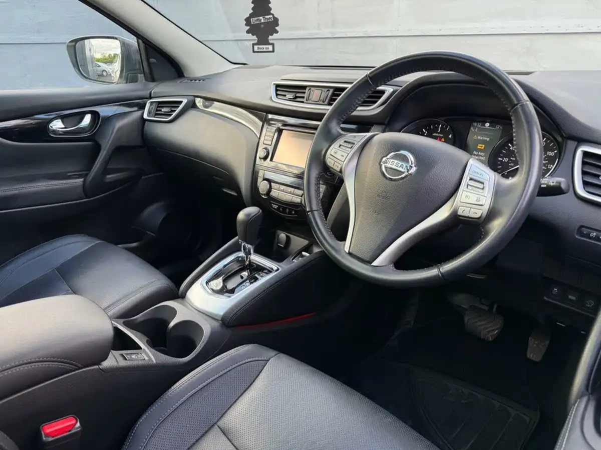 2015-nissan-qashqai-16dci-tekna-xtronic-cvt-big-18