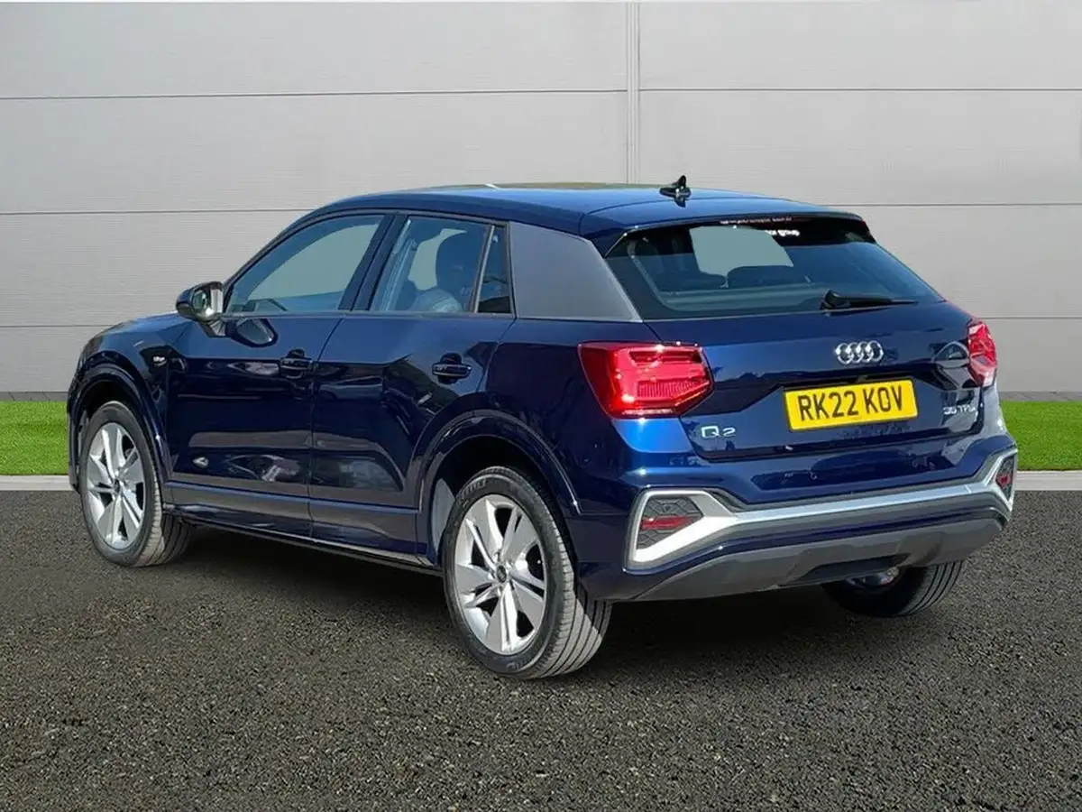 2022-audi-q2-15-35-tfsi-s-line-tronic-big-4
