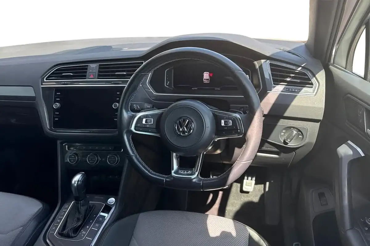 2019-volkswagen-tiguan-20-tsi-sel-190ps-dsg-big-17