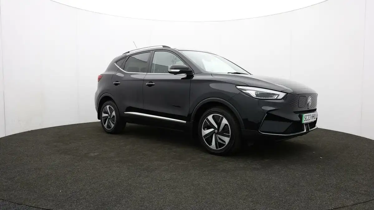 2023-mg-zs-suv-e-trophy-connect-ev-156ps-long-range-big-40
