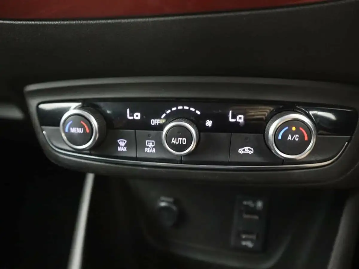 2022-vauxhall-crossland-12-gs-line-130ps-auto-big-27
