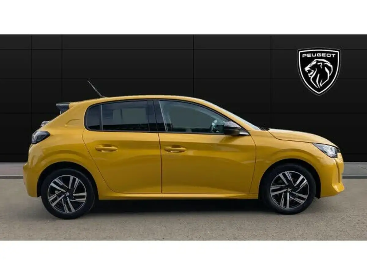 2022-peugeot-208-12-puretech-allure-premium-130bhp-eat8-big-4